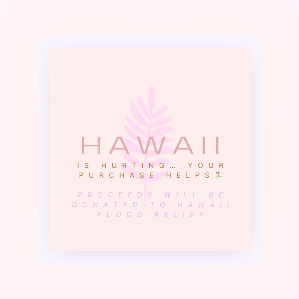 Mystery Box 10 NWT/NWOT/AsNew Items🏝️✨
🎀Sz Small
🎀HI theme
🎀Helps postflood HI 🎁